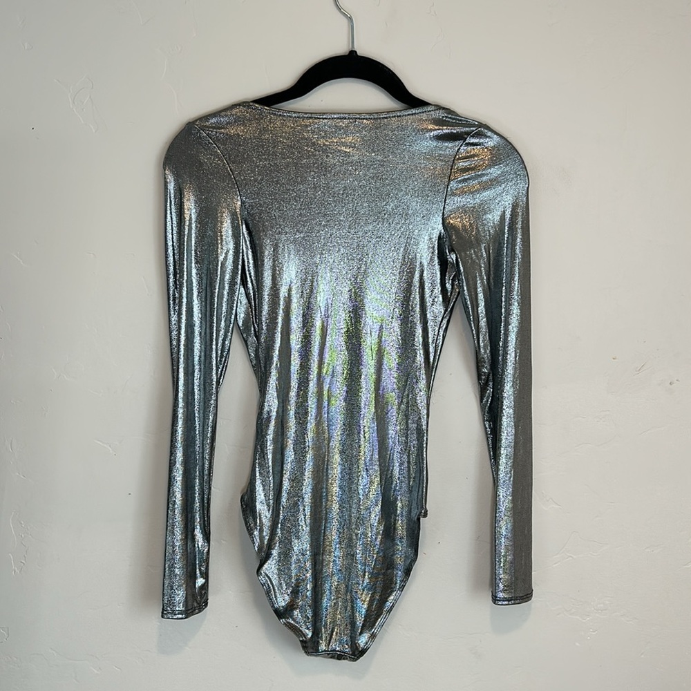 Monki Silver Bodysuit - Picture 3 of 8
